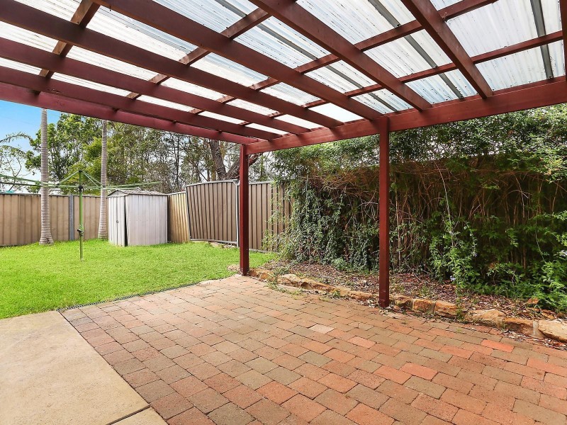 11 Reliance Place, Illawong NSW 2234