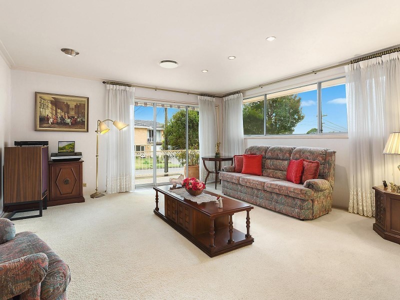 20 Leichhardt Crescent, Sylvania NSW 2224