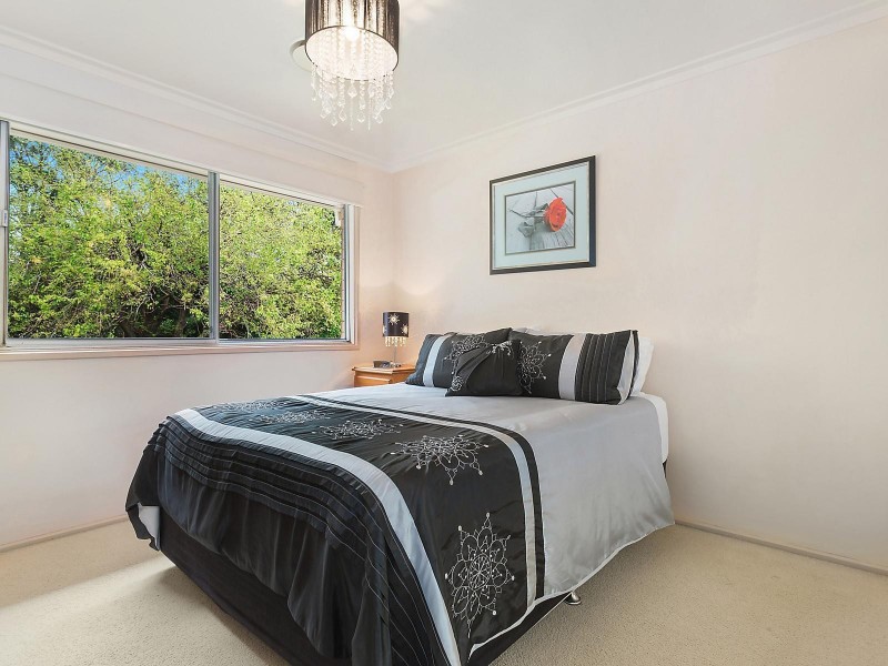 20 Leichhardt Crescent, Sylvania NSW 2224