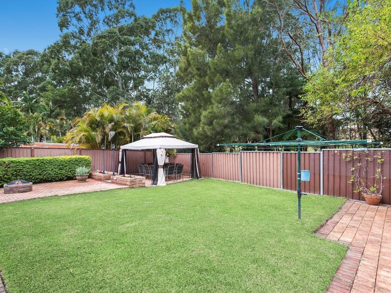 20 Leichhardt Crescent, Sylvania NSW 2224