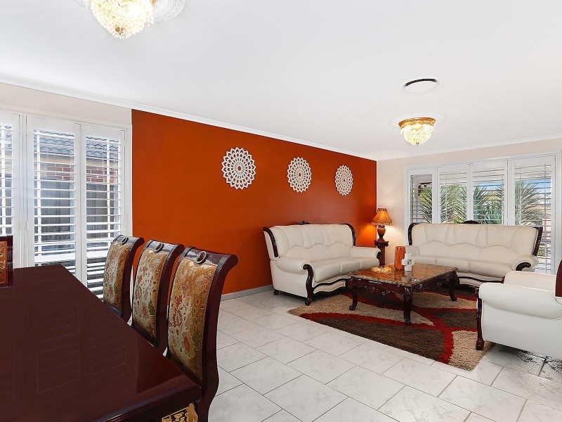 12 The Woods Circuit, Menai NSW 2234