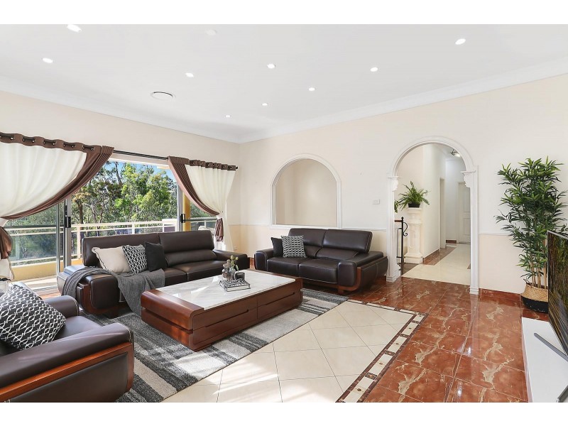 49 Llanberis Drive, Menai NSW 2234