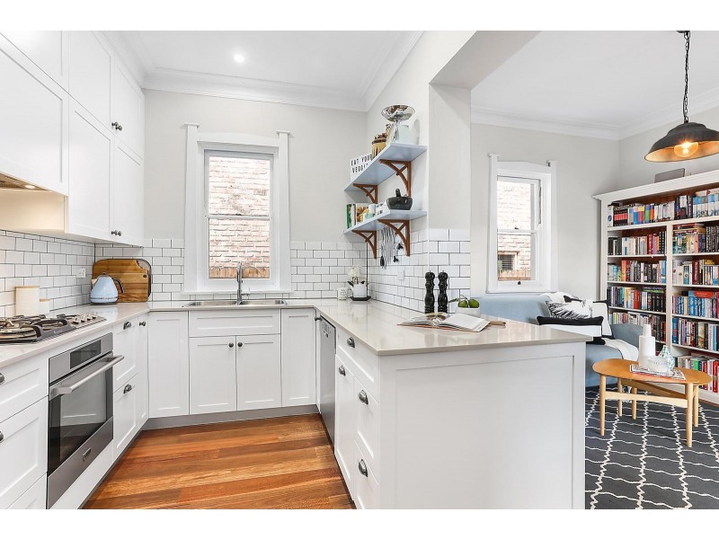 121 Hillcrest Avenue, Hurstville Grove NSW 2220