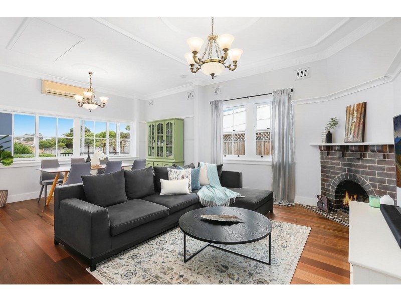 121 Hillcrest Avenue, Hurstville Grove NSW 2220