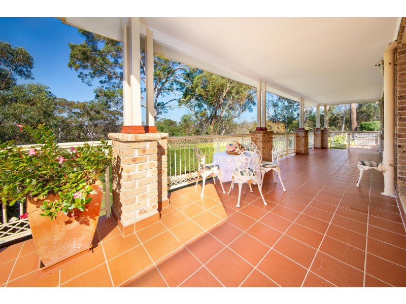 10 Bray Grove, Menai NSW 2234