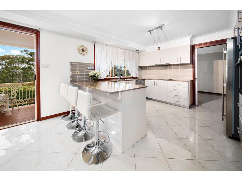 10 Bray Grove, Menai NSW 2234