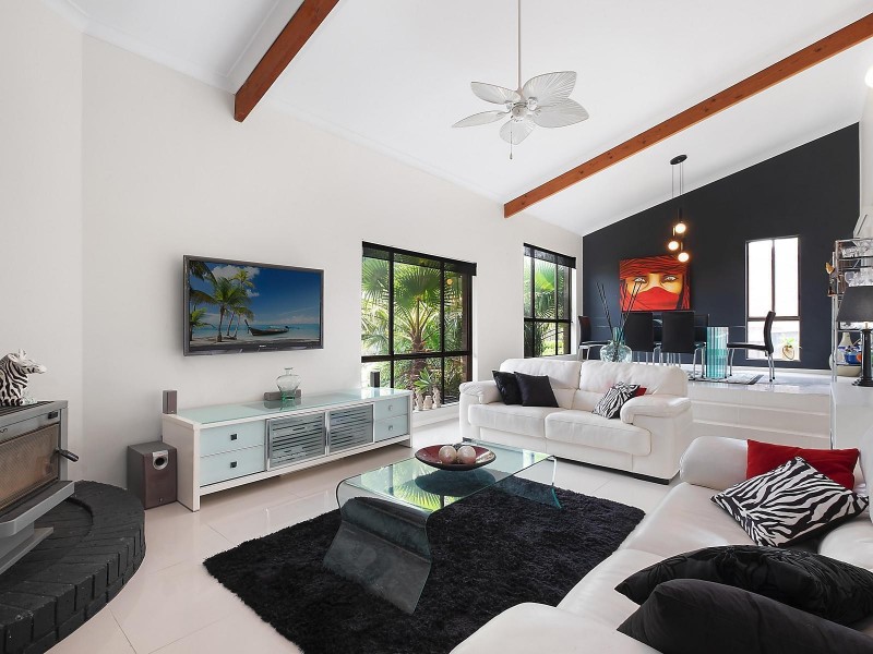 1 Stolle Close, Menai NSW 2234