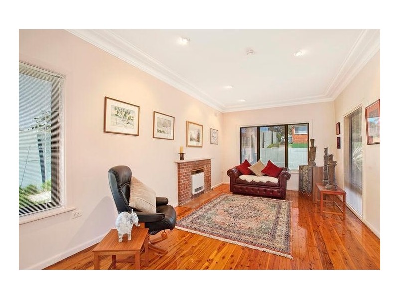 73 Russell Street, Woonona NSW 2517