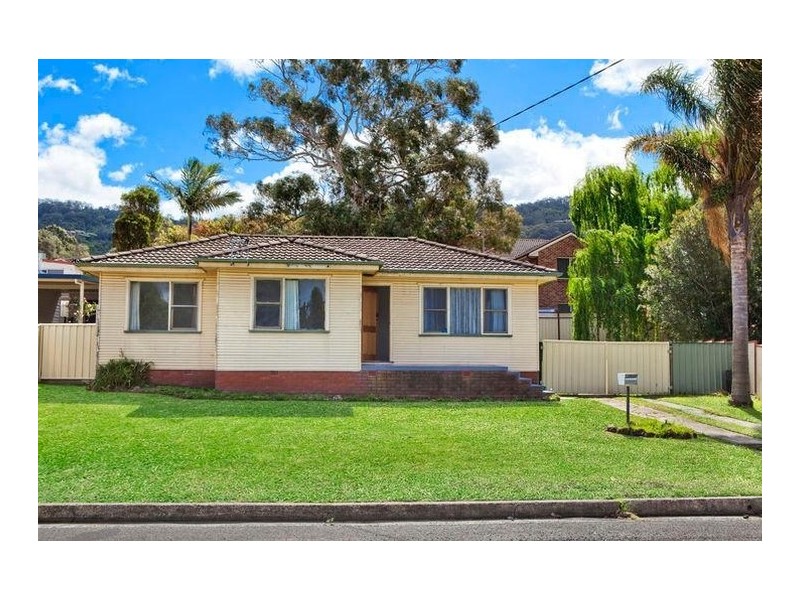 30 High Street, Woonona NSW 2517