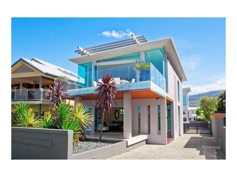 16 Trinity Row, Bulli NSW 2516