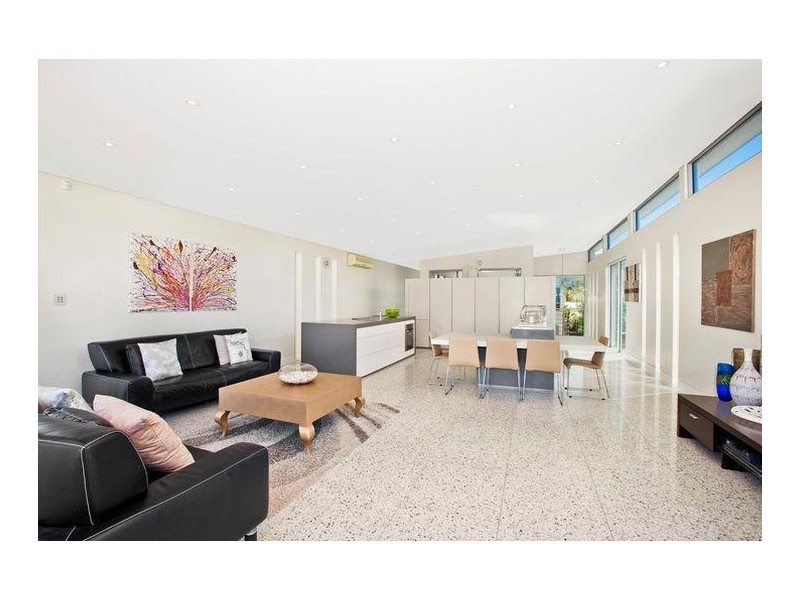 16 Trinity Row, Bulli NSW 2516