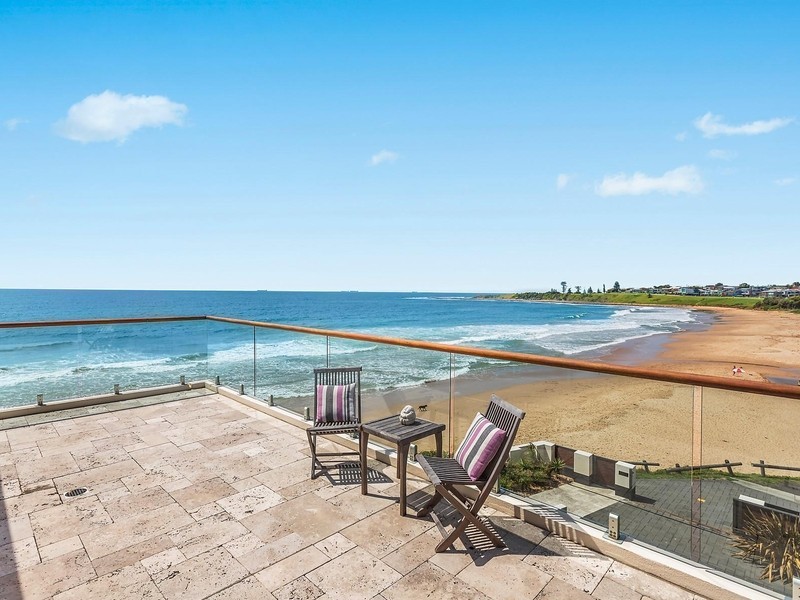 2 Corbett Avenue, Thirroul NSW 2515