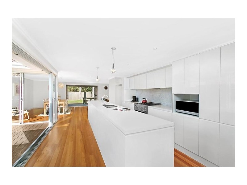 21 Benelong Street, Bulli NSW 2516