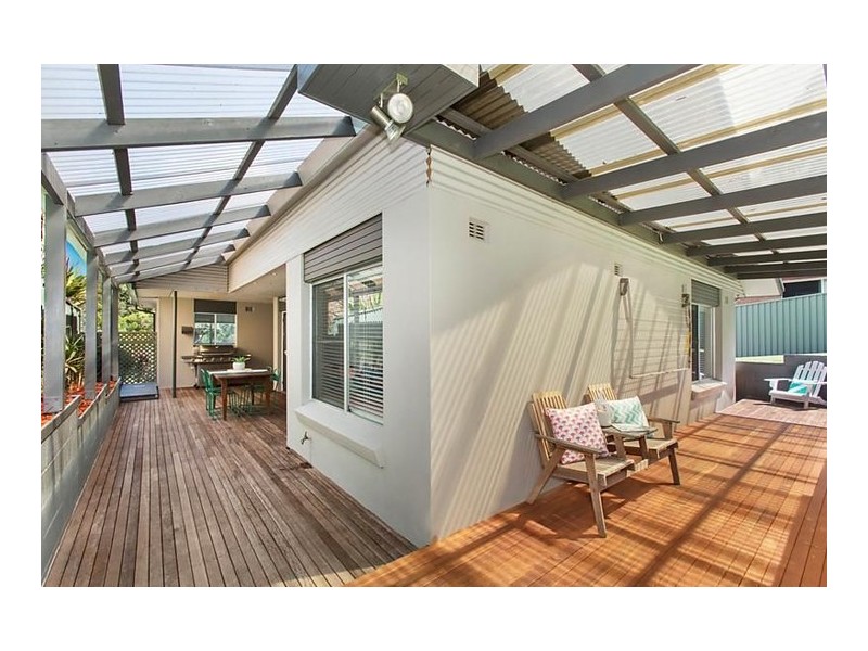 42 Alanson Avenue, Bulli NSW 2516