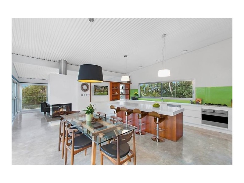 72 Lachlan Street, Thirroul NSW 2515