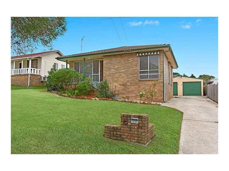 17 Gilba Road, Koonawarra NSW 2530