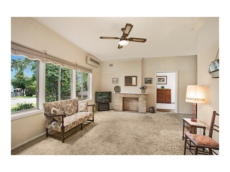 87 St Johns Avenue, Mangerton NSW 2500