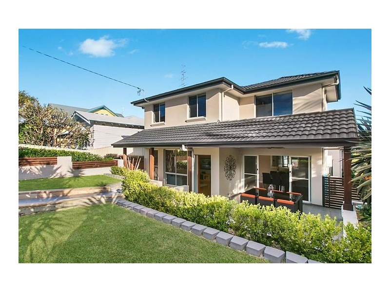 6 Gray Street, Woonona NSW 2517