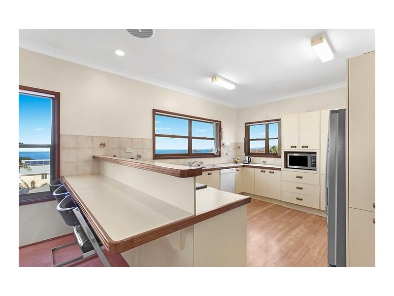 14 Railway Terrace, Scarborough NSW 2515