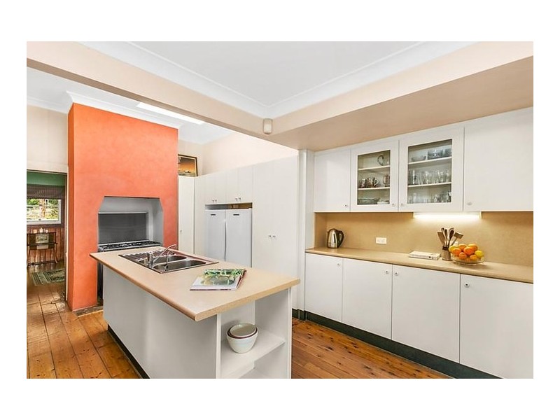 13 Little Dunne Street, Austinmer NSW 2515