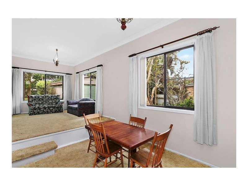 42 Campbell Street, Woonona NSW 2517