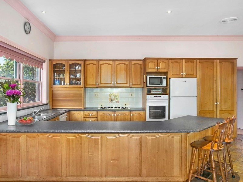 37 Gray Street, Woonona NSW 2517