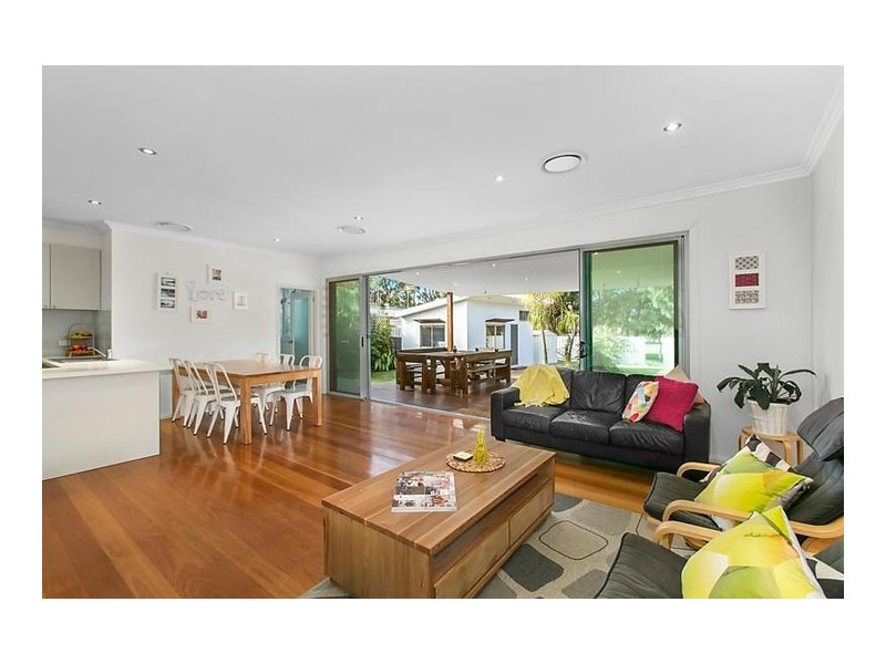 33 Railway Parade, Woonona NSW 2517