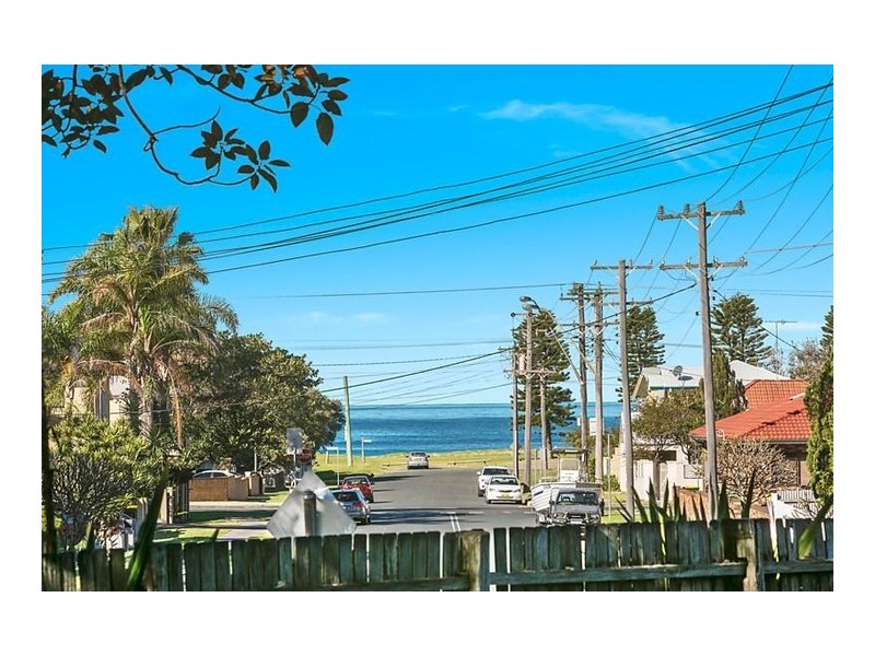 58 Redman Avenue, Thirroul NSW 2515
