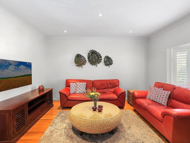 9 Headland Avenue, Austinmer NSW 2515