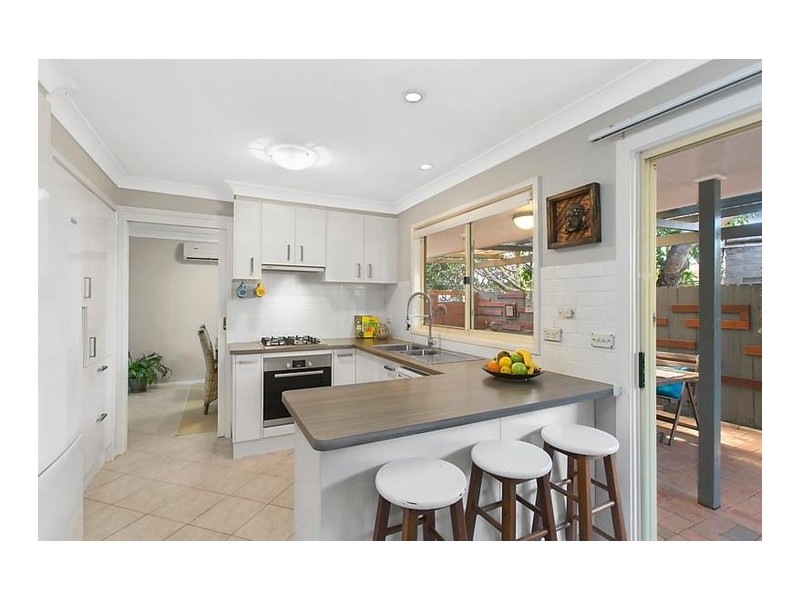 2 Dumbrell Road, Bulli NSW 2516