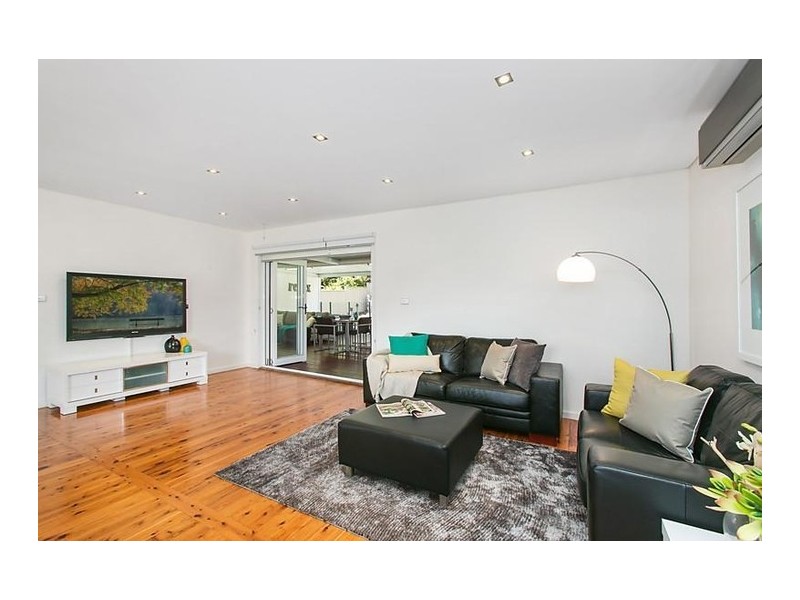 31 Hutton Avenue, Bulli NSW 2516