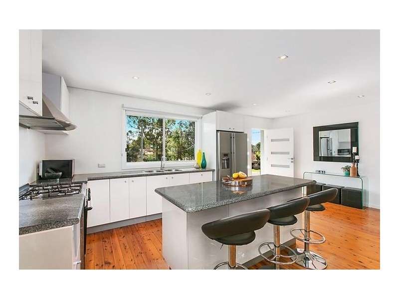 31 Hutton Avenue, Bulli NSW 2516