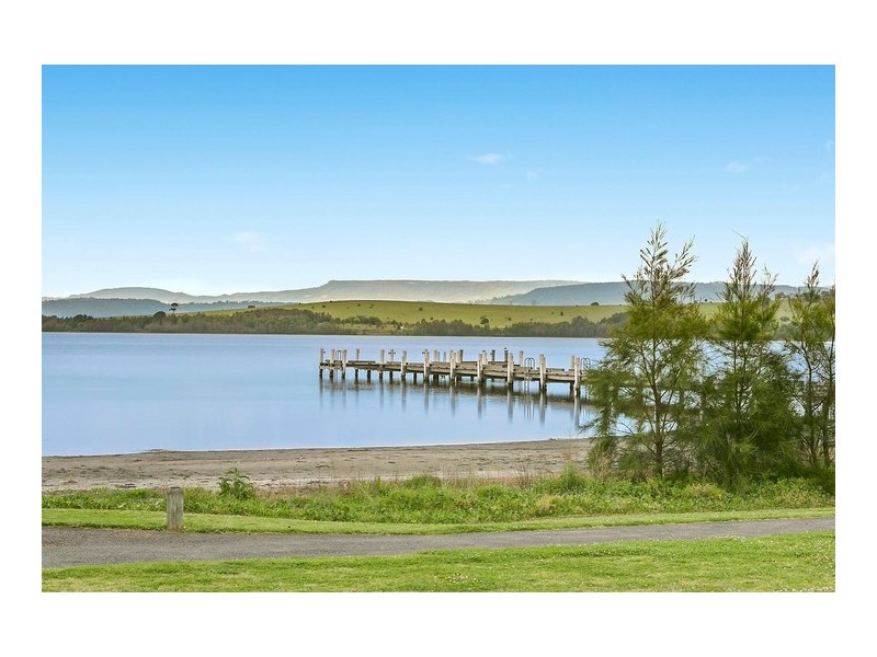 22 Brooks Terrace, Kanahooka NSW 2530