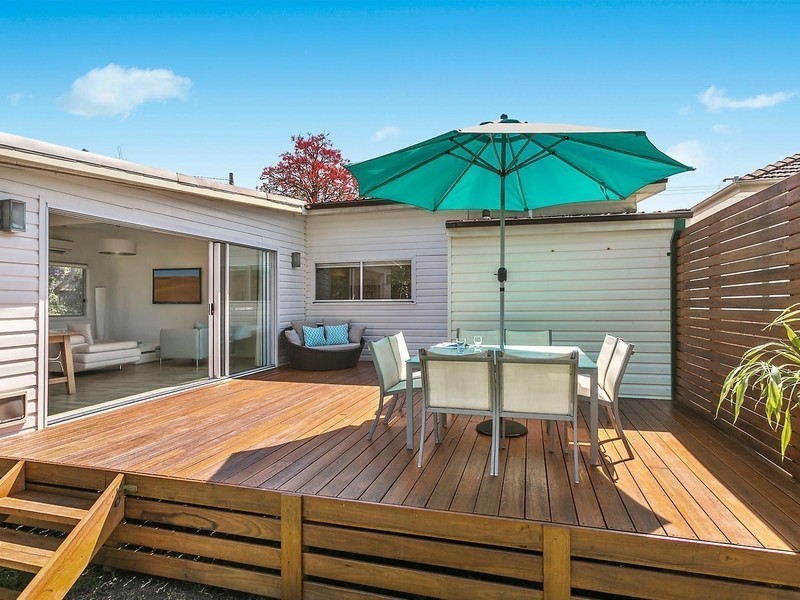 29 McCauley Street, Thirroul NSW 2515