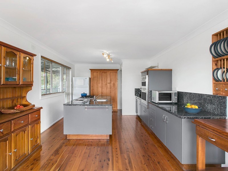 11 Sunninghill Circuit, Mount Ousley NSW 2519