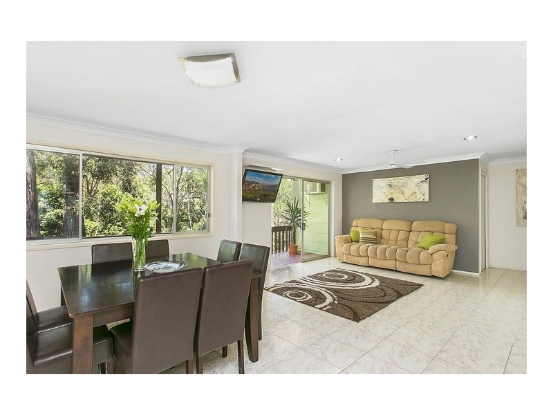 7 Stanley Avenue, Farmborough Heights NSW 2526