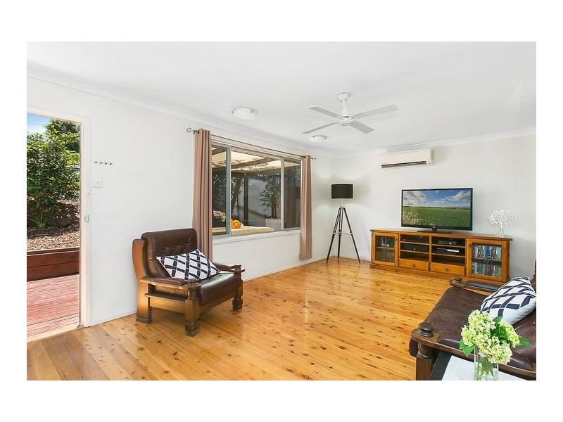 7 Stanley Avenue, Farmborough Heights NSW 2526