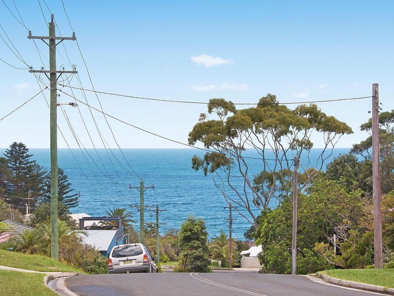 22 Broadridge Street, Wombarra NSW 2515