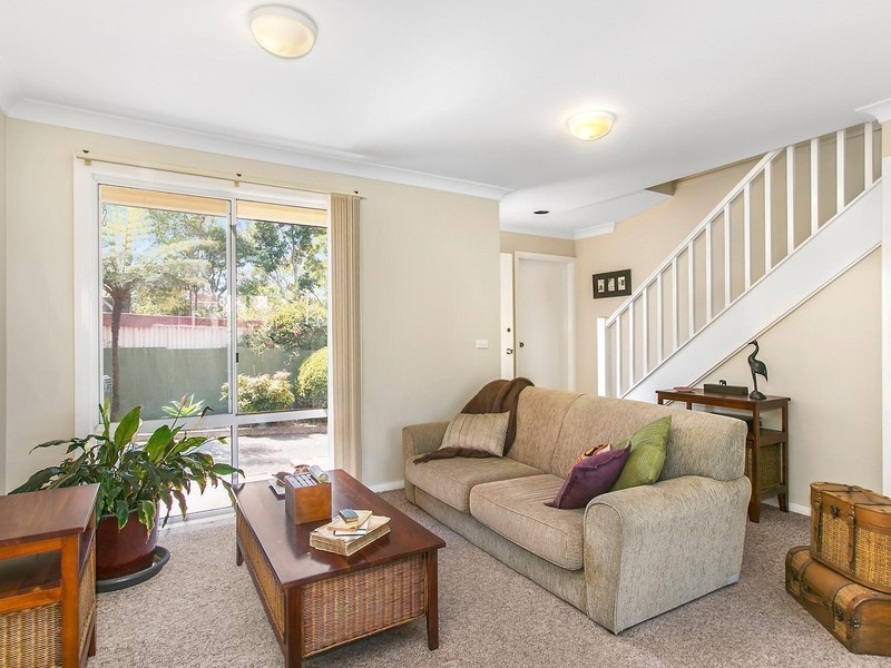 4/10 The Avenue, Corrimal NSW 2518
