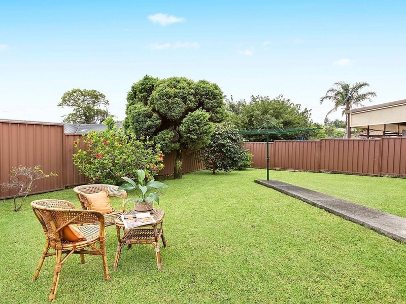 44 Edmund Avenue, Figtree NSW 2525