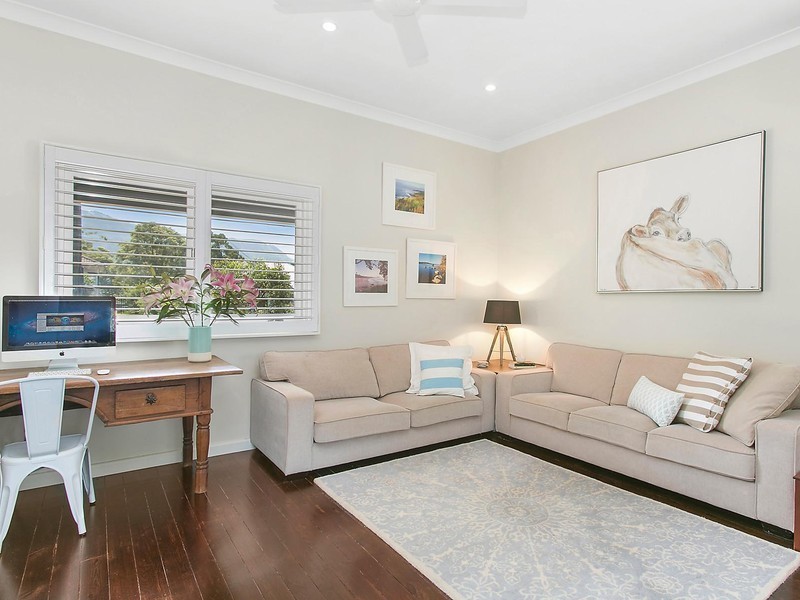 96 Princes Highway, Thirroul NSW 2515