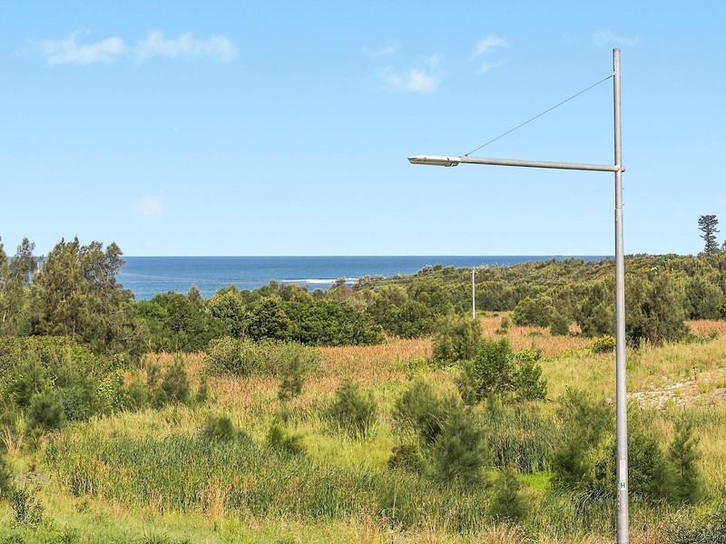 35 Kilncar Crescent, Thirroul NSW 2515