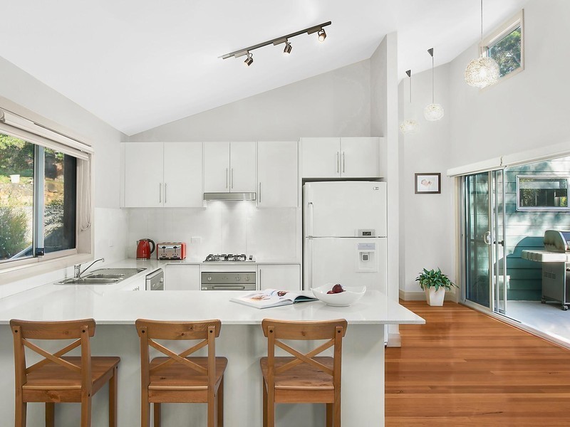 6A Pass Avenue, Thirroul NSW 2515