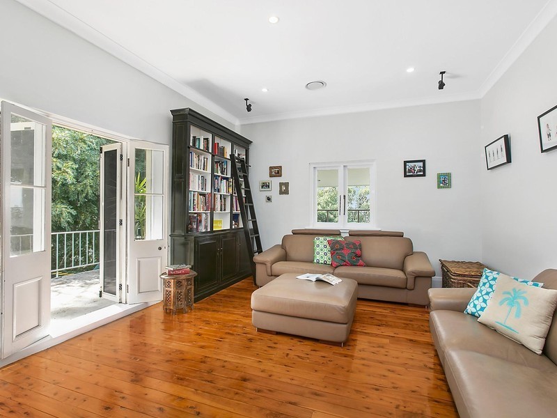 61 Phillip Street, Thirroul NSW 2515