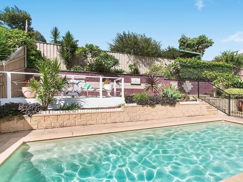13 Sandon Drive, Bulli NSW 2516