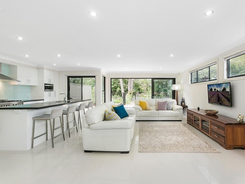 2/2C Nicholson Road, Woonona NSW 2517