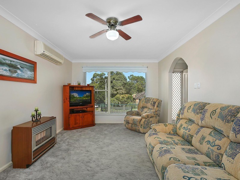 20 Jennifer Crescent, Thirroul NSW 2515