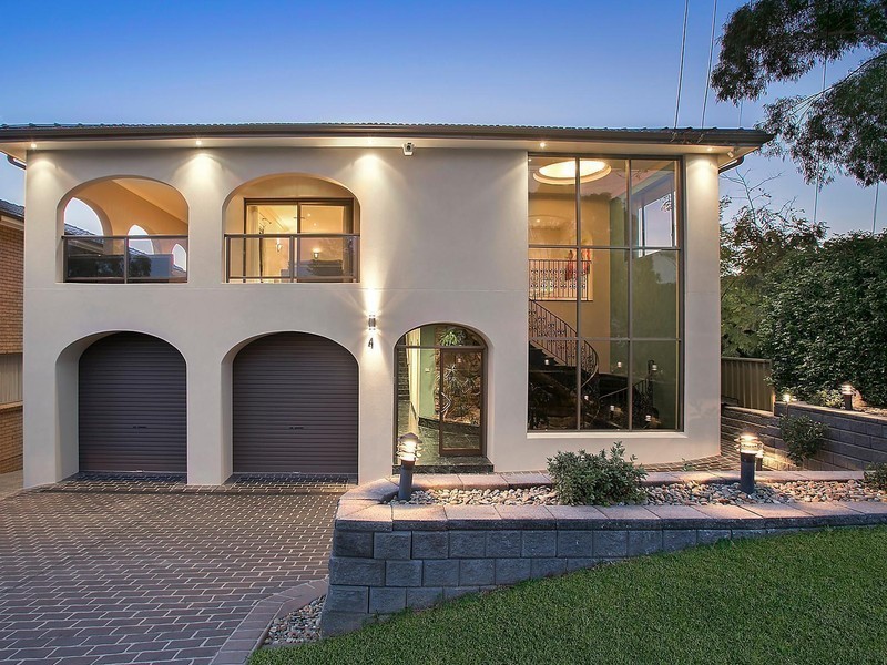 4 Day Avenue, Figtree NSW 2525