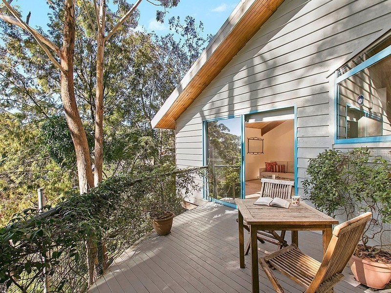 6 Sturt Place, Bulli NSW 2516