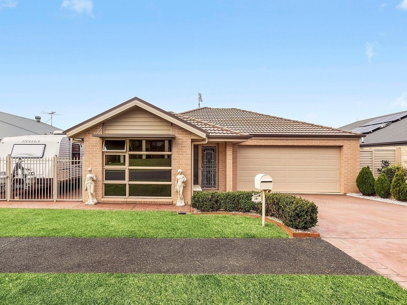 18 Peppermint Circuit, Woonona NSW 2517
